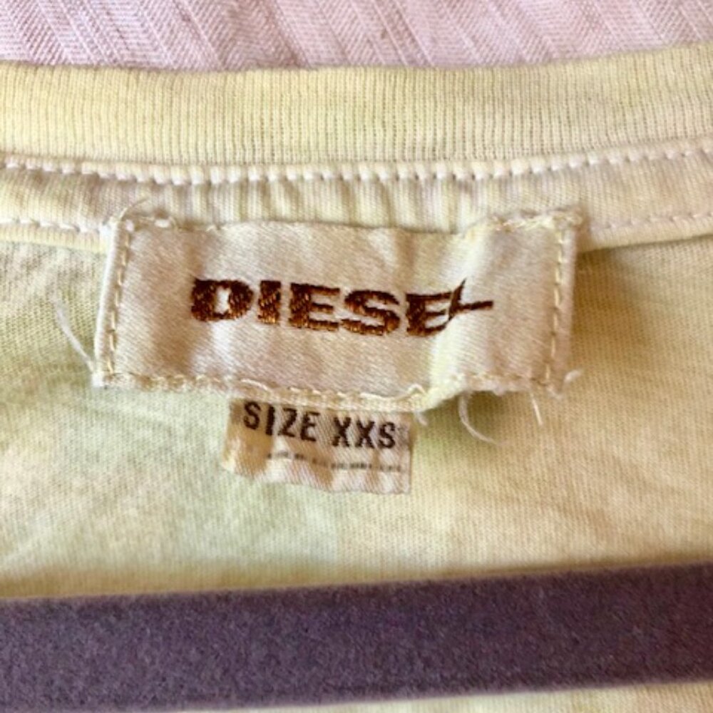 Diesel Women's Taura-R Graphic T-Shirt – Size XS - Picture 2 of 2